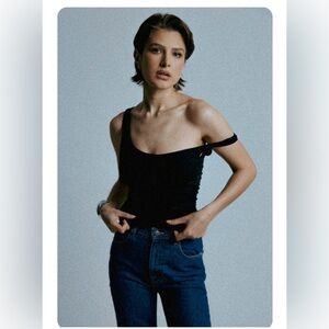 Uncle Studios Drop Shoulder Top xs